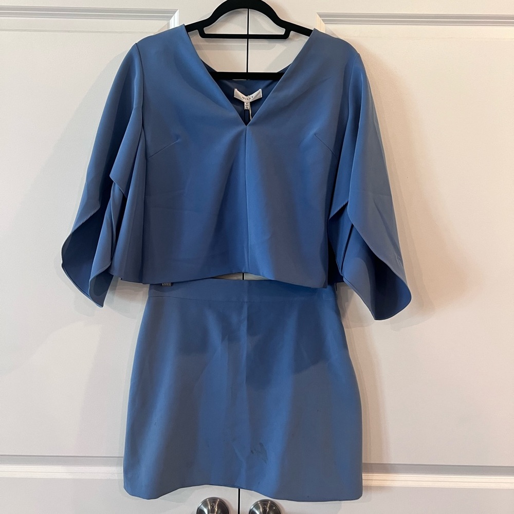 MILLY Slate Blue Beetle Flare Sleeve Crop Top with Matching Skirt Set